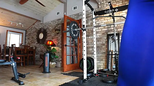 Snapshot of LushianaFitness chatting on January 2025 03:40:02 PM LushianaFitness online show from January 2025 03:40:02 PM