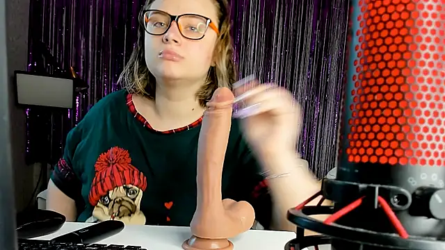 Seductive She Wolf online show from March 2025 12:51:01 PM