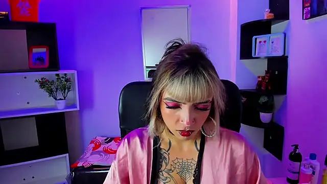 Samantha Smiith online show from July 2026 03:54:01 AM