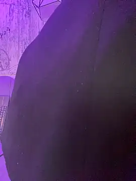 AbyThompson online show from September 2025 01:29:02 AM