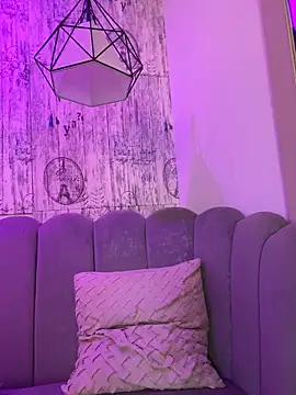 AbyThompson online show from May 2026 01:50:02 PM