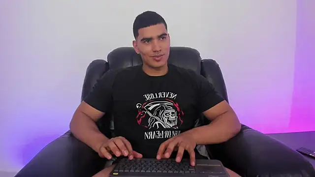 JamesGraay online show from January 2025 06:35:01 AM