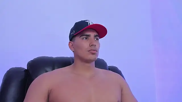 JamesGraay online show from February 2025 11:10:02 PM