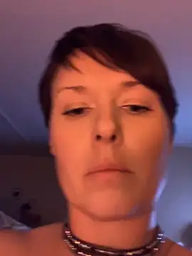 Snapshot of KatieBARBiE98 chatting on January 2025 09:46:02 PM KatieBARBiE98 online show from January 2025 09:46:02 PM