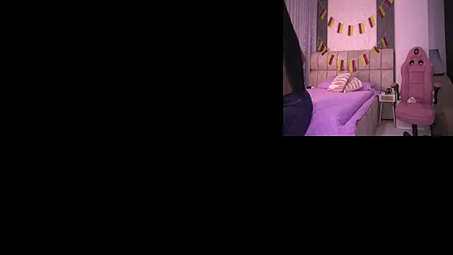 Godess Scarlett77 online show from June 2026 03:11:02 AM