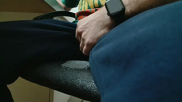 Snapshot of Lot_of_cumIT chatting on April 2026 12:11:02 AM Lot of cumIT online show from April 2026 12:11:02 AM