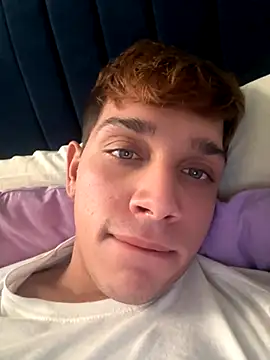 Snapshot of calleaaaa chatting on October 2025 01:40:02 PM calleaaaa online show from October 2025 01:40:02 PM