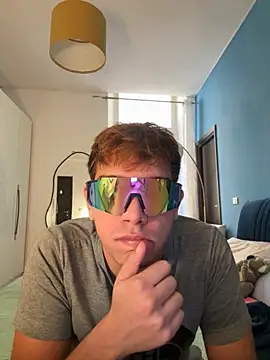 Snapshot of calleaaaa chatting on October 2025 11:52:01 AM calleaaaa online show from October 2025 11:52:01 AM