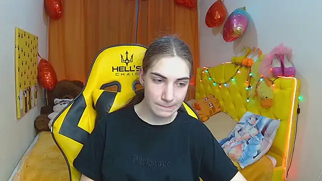 NikaStark  online show from March 2025 07:24:02 PM