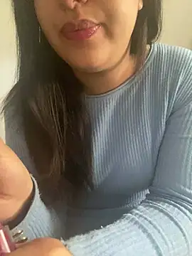 yassminsexy22 online show from February 2025 10:09:02 AM