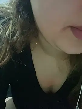 yassminsexy22 online show from February 2026 07:47:02 PM