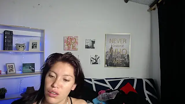 Sian  1 online show from December 2024 07:22:01 PM