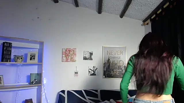 Sian  1 online show from December 2024 12:38:01 PM