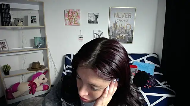 Sian  1 online show from December 2024 12:34:02 PM