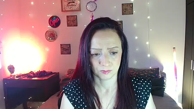 catalinamommyx online show from June 2026 12:46:02 AM