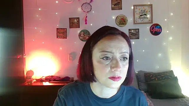 catalinamommyx online show from July 2026 01:12:01 AM