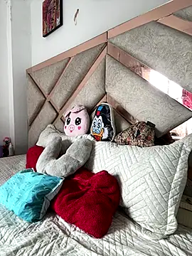 Karla-sexy01 online show from September 2025 01:22:02 PM