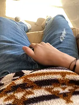 josle24 online show from January 2025 08:26:01 PM