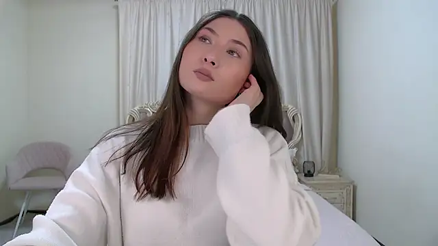 MonicaThompson online show from November 2025 07:24:02 PM