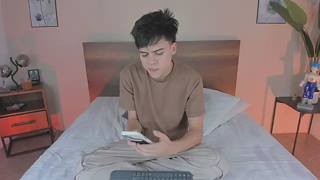 justinbiler online show from September 2025 12:27:01 PM