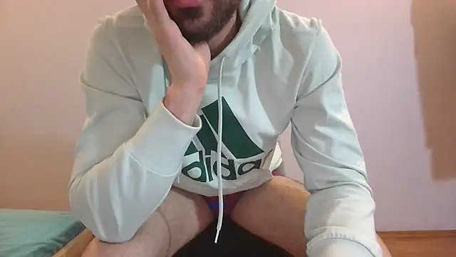 Snapshot of Turkboy_17 chatting on January 2025 02:36:02 PM Turkboy 17 online show from January 2025 02:36:02 PM