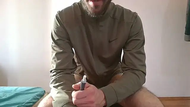 Snapshot of Turkboy_17 chatting on February 2025 02:22:02 PM Turkboy 17 online show from February 2025 02:22:02 PM