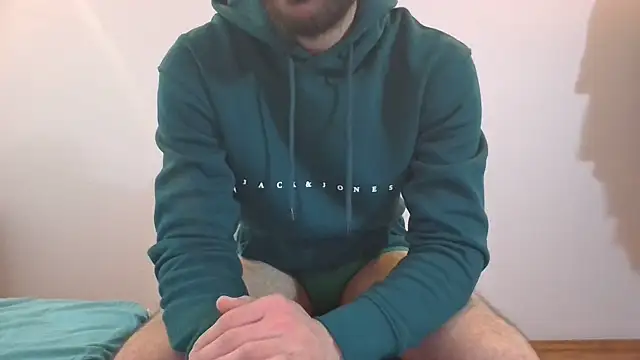 Snapshot of Turkboy_17 chatting on February 2025 02:30:01 PM Turkboy 17 online show from February 2025 02:30:01 PM