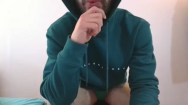 Snapshot of Turkboy_17 chatting on February 2025 10:06:02 AM Turkboy 17 online show from February 2025 10:06:02 AM