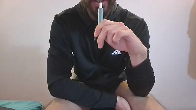 Snapshot of Turkboy_17 chatting on March 2025 03:39:02 PM Turkboy 17 online show from March 2025 03:39:02 PM