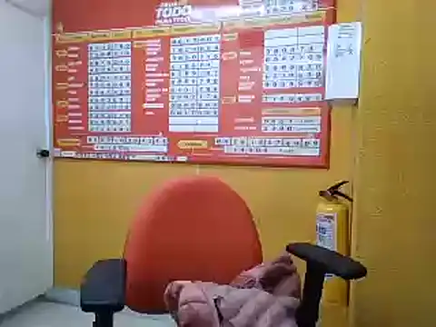 Snapshot of Ivon-09 chatting on February 2025 03:23:02 PM Ivon-09 online show from February 2025 03:23:02 PM