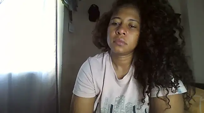 Snapshot of Ivon-09 chatting on February 2025 12:44:02 PM Ivon-09 online show from February 2025 12:44:02 PM