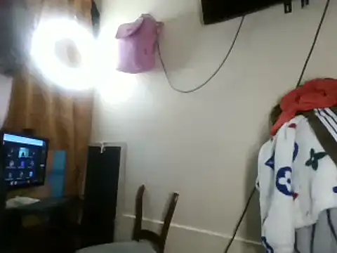 Snapshot of Ivon-09 chatting on March 2025 12:04:02 PM Ivon-09 online show from March 2025 12:04:02 PM