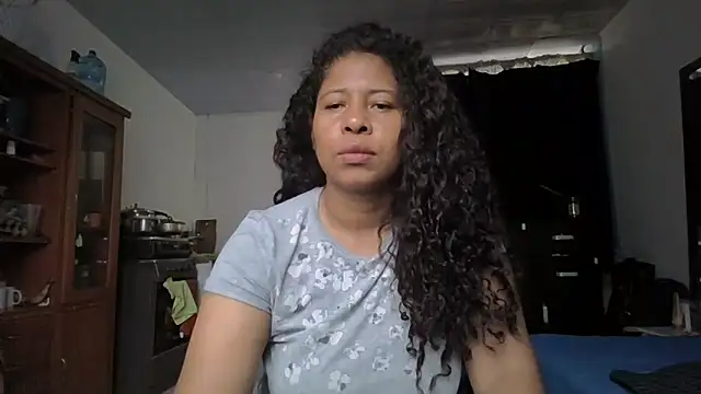 Snapshot of Ivon-09 chatting on October 2025 11:22:02 AM Ivon-09 online show from October 2025 11:22:02 AM