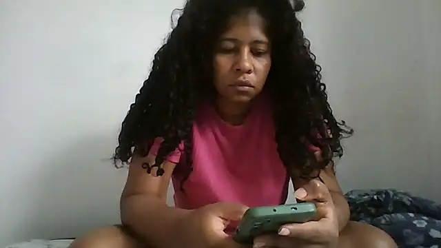 Snapshot of Ivon-09 chatting on October 2025 12:15:01 PM Ivon-09 online show from October 2025 12:15:01 PM