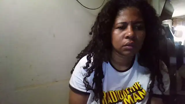 Snapshot of Ivon-09 chatting on November 2025 11:33:02 AM Ivon-09 online show from November 2025 11:33:02 AM