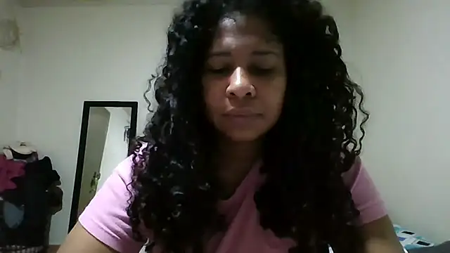 Ivon-09 online show from April 2026 01:28:01 PM