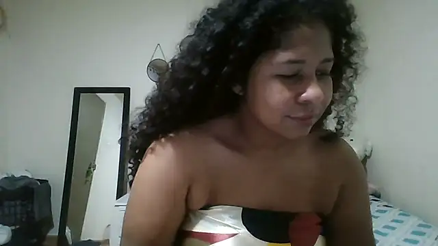 Ivon-09 online show from May 2026 12:32:02 PM