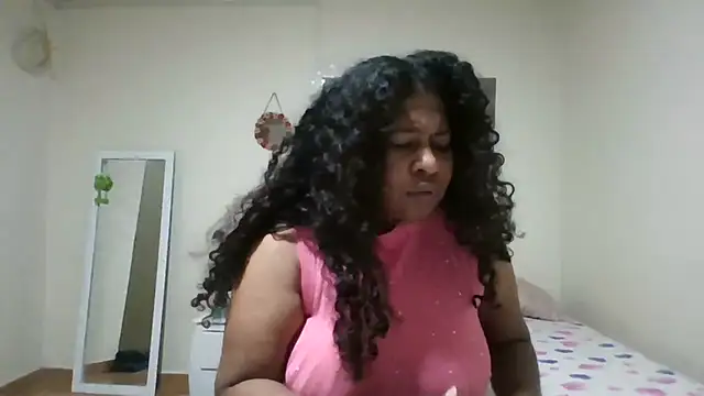 Ivon-09 online show from May 2026 11:50:02 AM