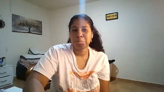 Ivon-09 online show from June 2026 03:06:02 AM