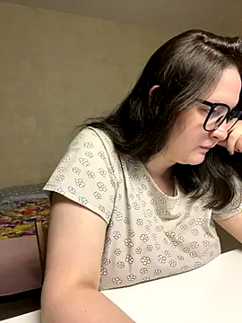 hungry1bunny online show from October 2025 08:50:02 PM