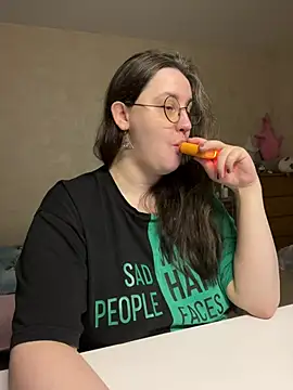 hungry1bunny online show from June 2026 03:10:02 PM