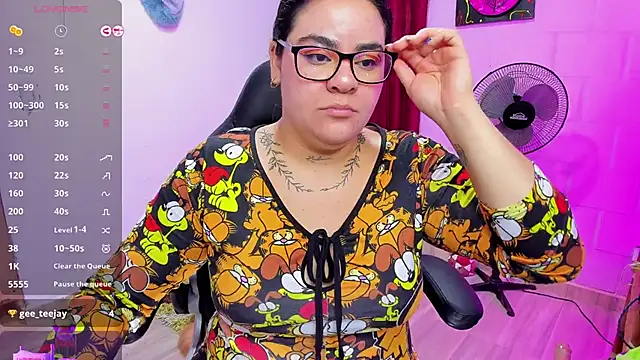 Snapshot of Sharon_hils chatting on December 2024 01:33:02 PM Sharon hils online show from December 2024 01:33:02 PM