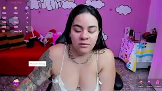 Snapshot of Sharon_hils chatting on December 2025 07:20:02 PM Sharon hils online show from December 2025 07:20:02 PM