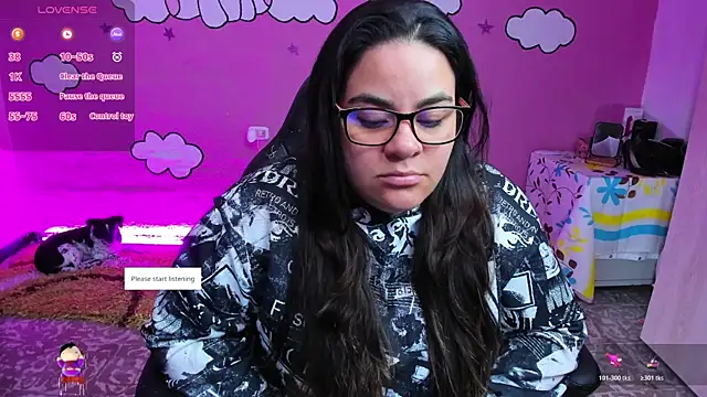 Snapshot of Sharon_hils chatting on January 2026 04:26:01 AM Sharon hils online show from January 2026 04:26:01 AM