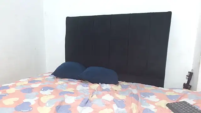 charlotte slut online show from June 2026 11:32:02 AM