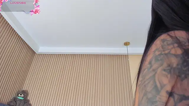 Snapshot of kathecute__ chatting on February 2026 01:48:01 AM kathecute online show from February 2026 01:48:01 AM