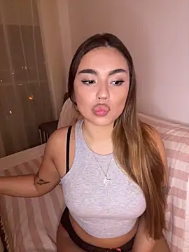 Snapshot of mint_melissaaa chatting on December 2024 06:12:01 PM mint melissaaa online show from December 2024 06:12:01 PM