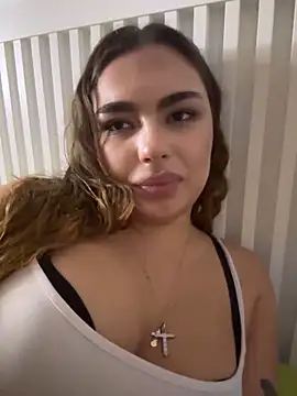 Snapshot of mint_melissaaa chatting on December 2024 11:18:02 PM mint melissaaa online show from December 2024 11:18:02 PM