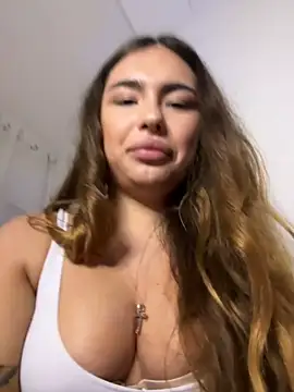 Snapshot of mint_melissaaa chatting on January 2025 05:19:01 PM mint melissaaa online show from January 2025 05:19:01 PM