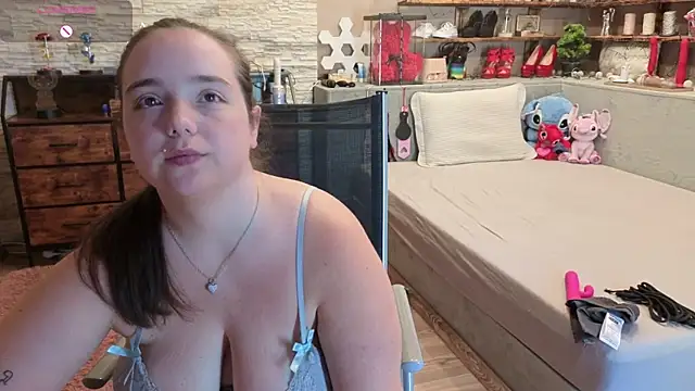 Kimberly-Caprice online show from July 2026 07:17:02 AM